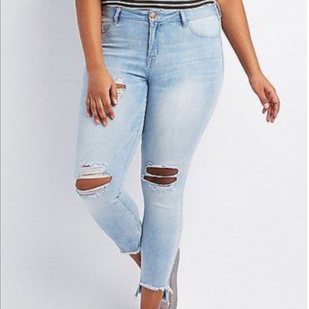 SALE PRICE DROP Distressed Denim Jeggings 24)